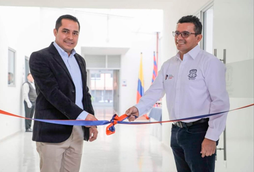 Unicauca se fortalece con el edificio TIC y el Data Center Unicauca se fortalece con el edificio TIC y el Data Center