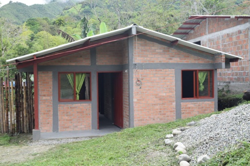 Minvivienda entregó 75 viviendas rurales a familias indígenas del Cauca Minvivienda entregó 75 viviendas rurales a familias indígenas del Cauca