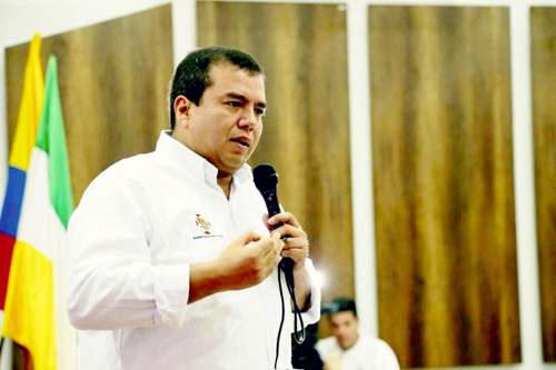 Posesión con absoluto compromiso Posesión con absoluto compromiso