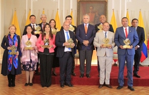López de Micay recibe Premio Nacional de Alta Gerencia 2022 López de Micay recibe Premio Nacional de Alta Gerencia 2022