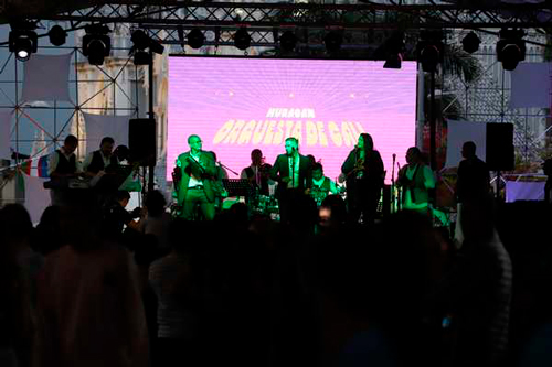 Actores de la salsa toda la cadena reunida en un solo lugar Actores de la salsa toda la cadena reunida en un solo lugar