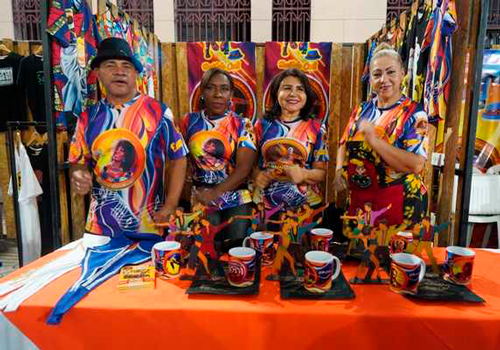 Actores de la salsa toda la cadena reunida en un solo lugar Actores de la salsa toda la cadena reunida en un solo lugar