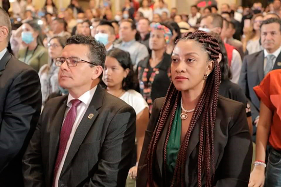Popayán recibió el Informe final de la Comisión de la Verdad Popayán recibió el Informe final de la Comisión de la Verdad