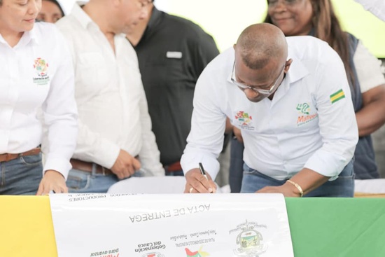 Con inversión social, Gobierno del Cauca conmemoró bicentenario de Bolívar.