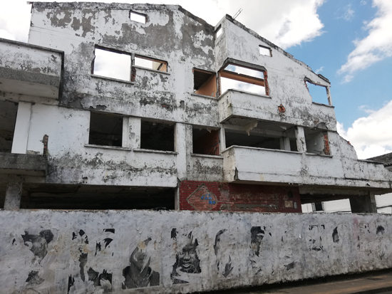 Demolición del antiguo Centro Comercial Anarkos Demolición del antiguo Centro Comercial Anarkos