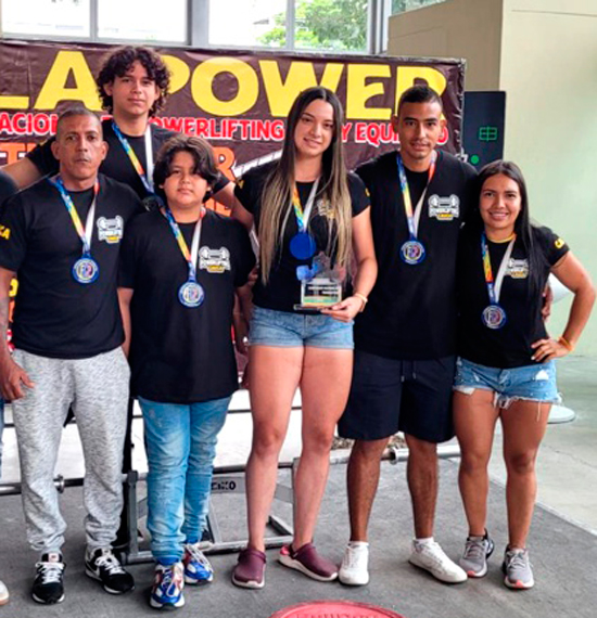 Deportistas de Quilichao conquistaron el oro en levantamiento de potencia Deportistas de Quilichao conquistaron el oro en levantamiento de potencia