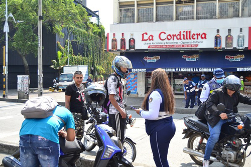 Sancionado todo aquel que agreda un agente de transito

