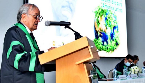Gardeazábal recibió honoris causa de la Universidad Simón Bolívar Gardeazábal recibió honoris causa de la Universidad Simón Bolívar