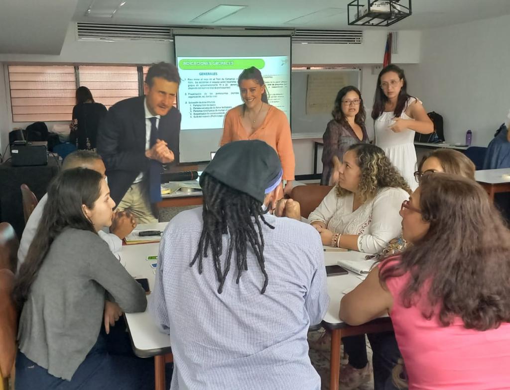 Gobierno británico ratifica apoyo al Tren de Cercanías del Valle