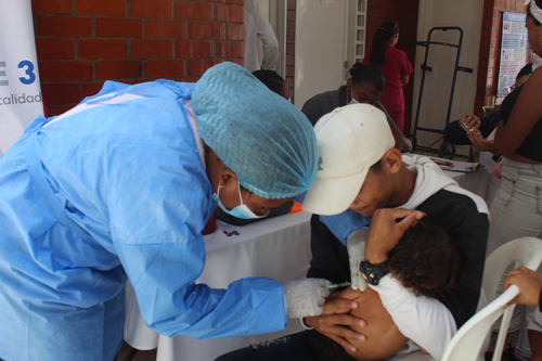 Más de 300 personas accedieron a servicios de salud Más de 300 personas accedieron a servicios de salud