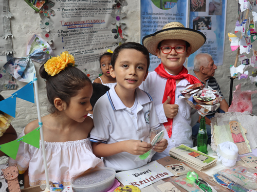 Proclama Junior en la Feria de la Ciencia, Arte y Tecnología Proclama Junior en la Feria de la Ciencia, Arte y Tecnología