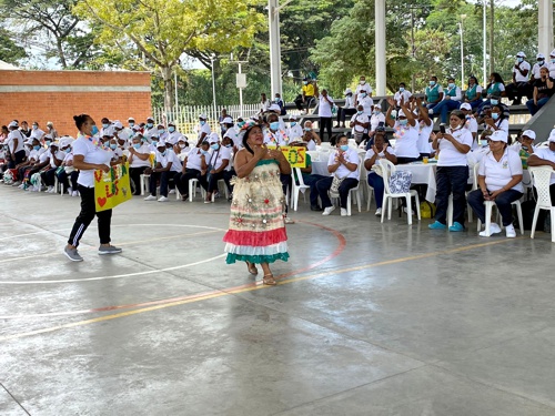 Puerto Tejada enalteció al adulto mayor en su día Puerto Tejada enalteció al adulto mayor en su día