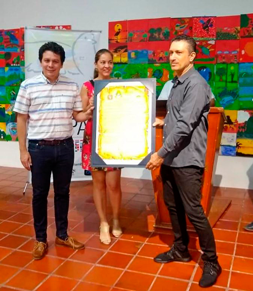 Reconocimiento de la Asamblea Departamental a César Rincón Reconocimiento de la Asamblea Departamental a César Rincón