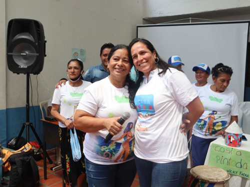 Tejiendo sociedad, amor y esperanza en Quilichao Tejiendo sociedad, amor y esperanza en Quilichao