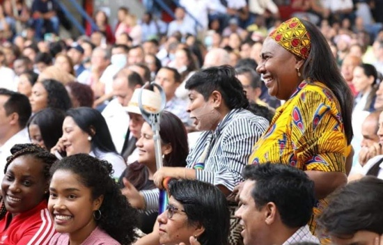 “Trabajar juntos para encontrar la ruta hacia la Paz Total” - Francia Márquez “Trabajar juntos para encontrar la ruta hacia la Paz Total” - Francia Márquez