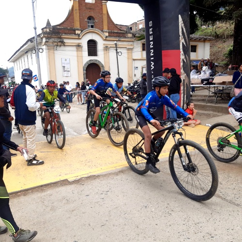 Vll Válida de Ciclo Montañismo contó con gran participación en Jambaló Vll Válida de Ciclo Montañismo contó con gran participación en Jambaló
