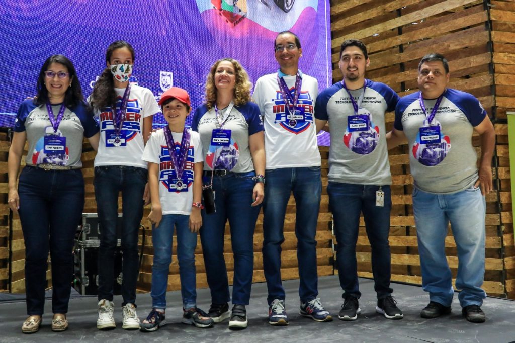 LID Maker RS fue el equipo subcampeón en robotic LID Maker RS fue el equipo subcampeón en robotic