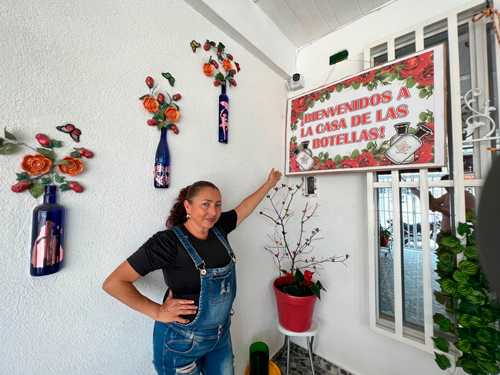 La Casa de las Botellas La Casa de las Botellas