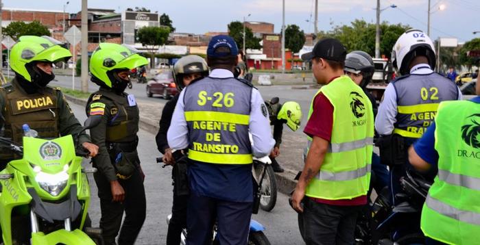 Más de 8000 notificaciones por invasión al carril del MIO Más de 8000 notificaciones por invasión al carril del MIO