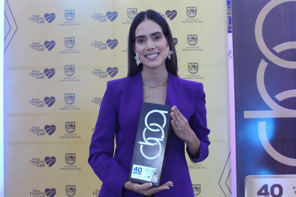 Marcela Monsalve ganadora en periodismo deportivo