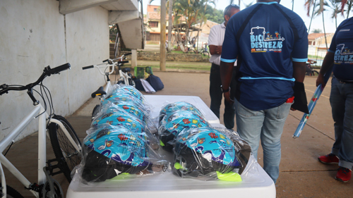 Bici-destrezas entregó kits de seguridad a niños Quilichagueños Bici-destrezas entregó kits de seguridad a niños Quilichagueños