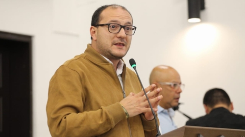 El triunfo de Manuel Sarmiento El triunfo de Manuel Sarmiento