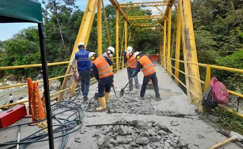 Nuevo puente sobre el río Cañas en Florida