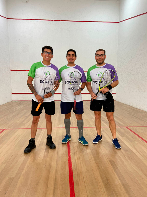 Increíbles partidos y rallys en la válida regional de squash