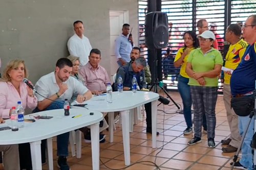 Se logra el desbloqueo de la vía a Candelaria
