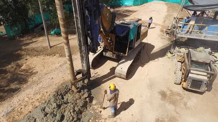 23 kilómetros del Jarillón de Cali ya están reforzados 23 kilómetros del Jarillón de Cali ya están reforzados