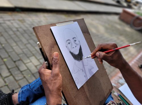 Ángelo Usuriaga, retratos, calle y sonrisas Ángelo Usuriaga, retratos, calle y sonrisas