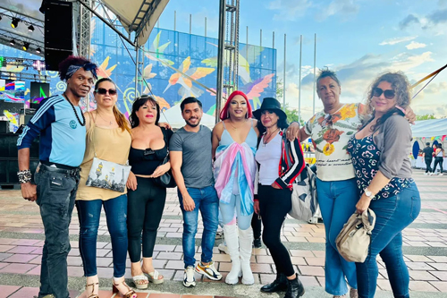 Artistas LGBTIQ tuvieron su espacio en la feria de Cali Artistas LGBTIQ tuvieron su espacio en la feria de Cali