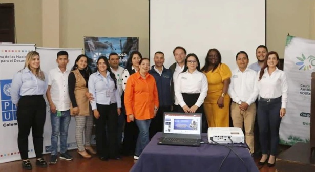 CRC y PNUD unidos por la minería sin mercurio en el Cauca CRC y PNUD unidos por la minería sin mercurio en el Cauca