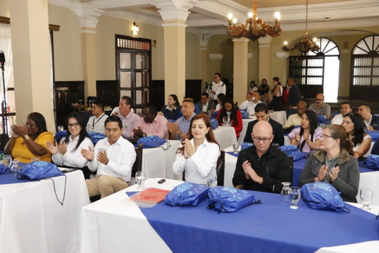 CRC y PNUD unidos por la minería sin mercurio en el Cauca CRC y PNUD unidos por la minería sin mercurio en el Cauca