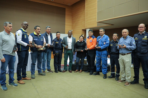 Colombia se viste de blanco por la paz del Cauca Colombia se viste de blanco por la paz del Cauca