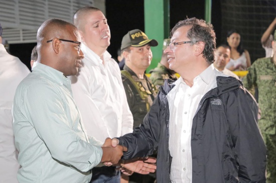 Esperanza y Hechos - Petro en Buenos Aires - Cauca Esperanza y Hechos - Petro en Buenos Aires - Cauca
