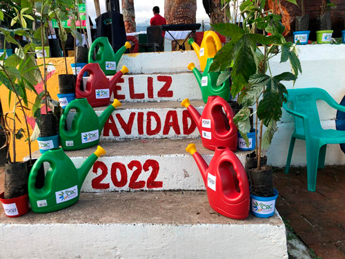Los niños envían un mensaje en favor del Ambiente Los niños envían un mensaje en favor del Ambiente
