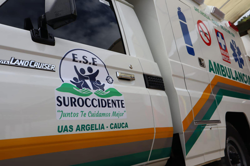 Entregan nueva ambulancia y equipos médicos para Argelia Entregan nueva ambulancia y equipos médicos para Argelia