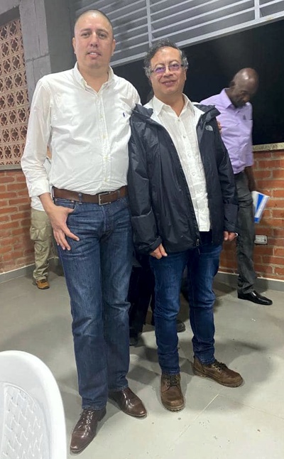 Oscar Eduin López - Alcalde de Buenos Aires junto al Presidente Gustavo Petro