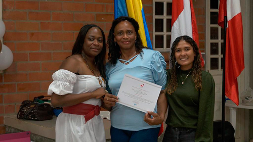 Portejadeños certificados por Univalle Portejadeños certificados por Univalle