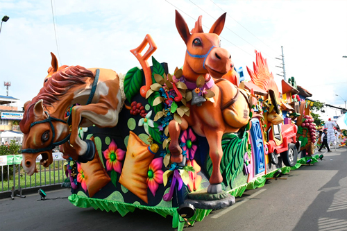 Se Invita a los alcaldes a unirse a La Fiesta de Mi Pueblo