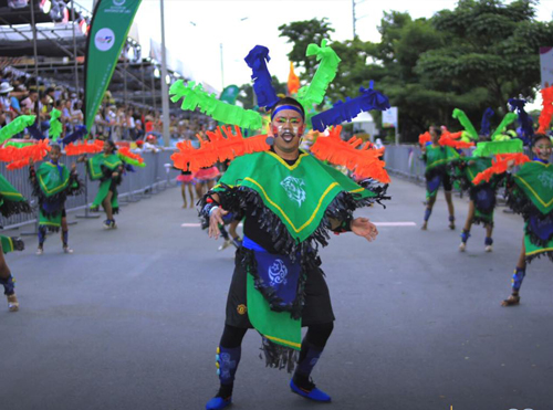 Un extraordinario viaje por el Valle con la Fiesta de mi pueblo Un extraordinario viaje por el Valle con la Fiesta de mi pueblo