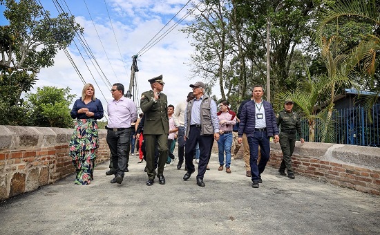 Administración Municipal entrega restaurado el Puente Viejo de Cauca