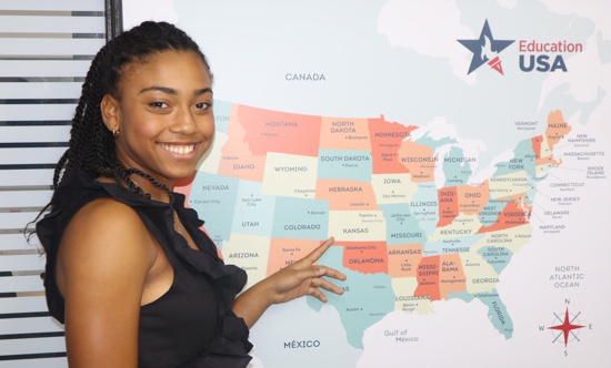 Ana Sofía Castillo Paz, tenista quilichagueña ganó beca en EEUU Ana Sofía Castillo Paz, tenista quilichagueña ganó beca en EEUU