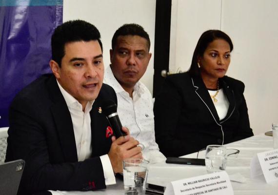 Comparenderas electrónicas herramienta para agentes de tránsito