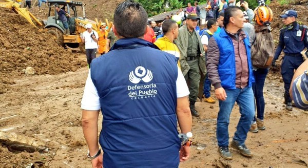 Defensor del pueblo denunció riesgos para población migrante en zona del derrumbe Defensor del pueblo denunció riesgos para población migrante en zona del derrumbe