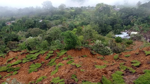 Emergencia en el sur del Cauca por derrumbe Emergencia en el sur del Cauca por derrumbe