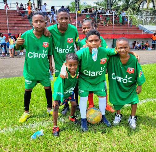 Familia, fútbol y paz, el mensaje de los portejadeños - Jugadores Familia Herrera