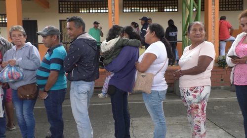Gobierno anuncia la posibilidad de una nueva vía en Rosas Gobierno anuncia la posibilidad de una nueva vía en Rosas