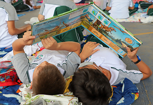 Entregar una educación de calidad a jóvenes de la ciudad Entregar una educación de calidad a jóvenes de la ciudad